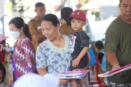 Optimalisasi Posyandu dalam Pemantauan Tumbuh Kembang Balita dan Penanganan Stunting di Desa Patemon